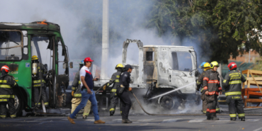 Meksika'da uyuşturucu baronunun öldürülmesinin ardından çıkan olaylarda 55 kişi öldü