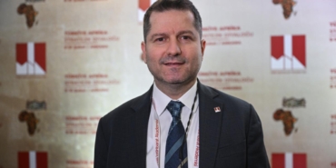 MİA Başkan Yardımcısı Uygur: İran ve ABD müzakerelerle zaman kazanıyor