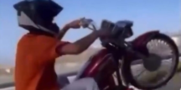 Motosiklette akrobatik hareketler yapan sürücüye 77 bin lira ceza