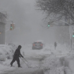 New York'ta polise kar topu yağmuru soruşturması