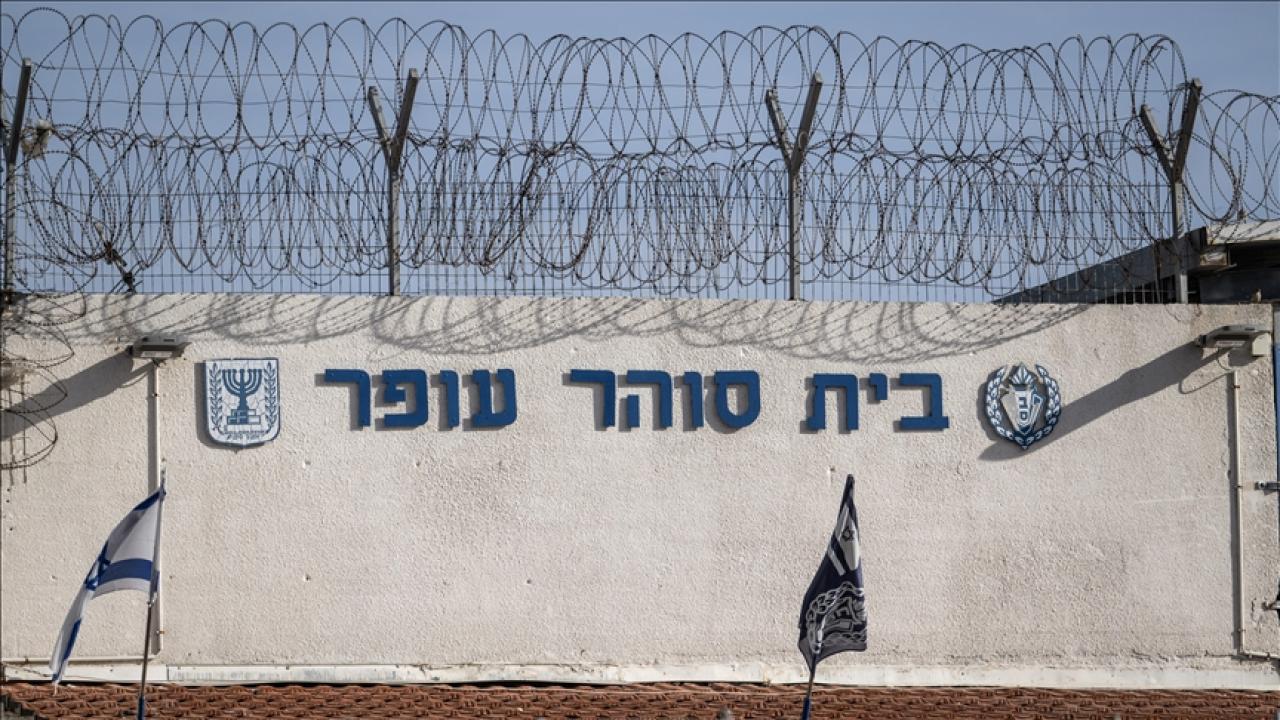 Ofer Hapishanesini basan eli kanlı bakan BenGvir, Filistinlilere yapılan işkenceyi övdü