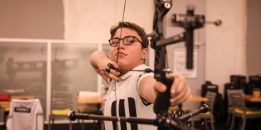 Oyuncak ok ve yay ile başladı, 2 kez dünya ikincisi oldu