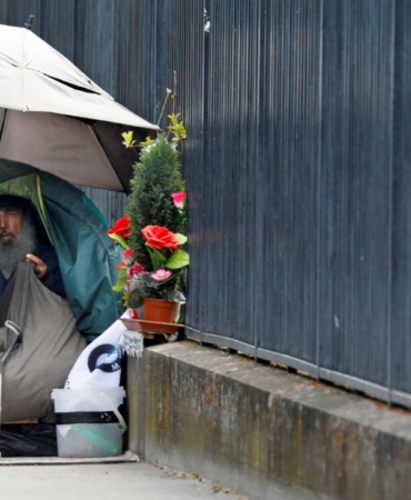 Rapor: Fransa'da, yaklaşık 4,2 milyon kişi kötü barınma koşullarına sahip