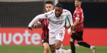 Samsunspor tura göz kırptı!