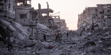 Soykırımcı İsrail'in Gazze'ye düzenlediği saldırılarda Filistinli bir kadın hayatını kaybetti