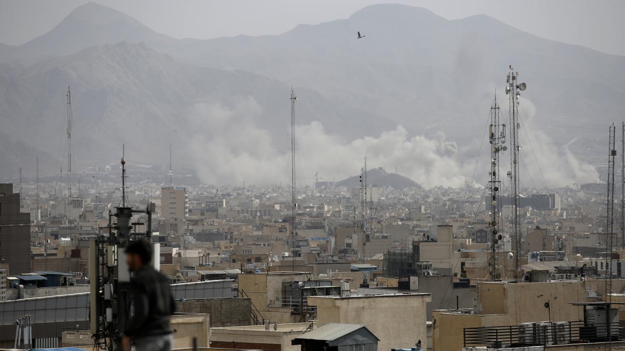 Tahran'da çok sayıda patlama