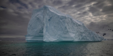 Tehlikeli hız: Buzullar günde 60 metre ilerleyebiliyor