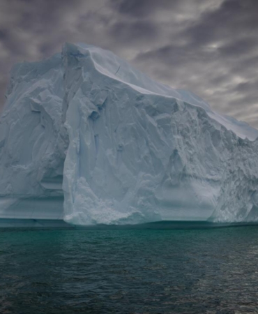 Tehlikeli hız: Buzullar günde 60 metre ilerleyebiliyor