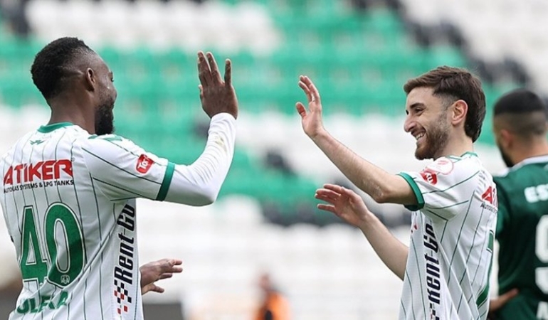 Tümosan Konyaspor sahasında farklı galip! | Ziraat Türkiye Kupası