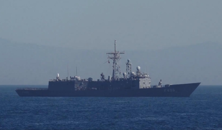 Türk savaş gemilerinden uzak denizlerde sondaj faaliyetlerine destek