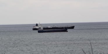 Yük gemileri Sinop'un doğal limanına demirledi