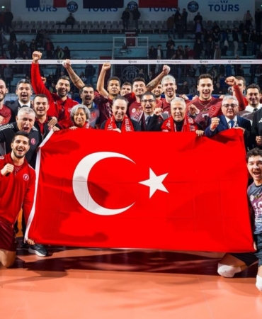 Ziraat Bankkart CEV Erkekler Şampiyonlar Ligi'nde çeyrek finalde!