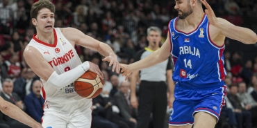 12 Dev Adam Sırbistan'ı mağlup etti