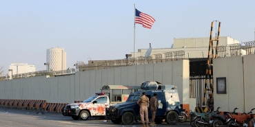 ABD birlikleri, Karaçi'deki konsolosluğa saldıran protestoculara ateş açtı