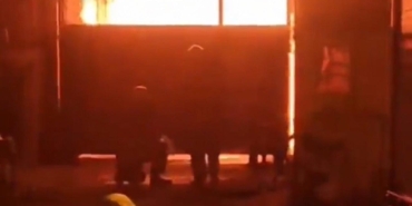 Adana'da mobilya atölyesinde yangın