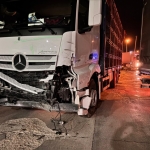 Afyonkarahisar'da tır ile hafif ticari araç çarpıştı: 1 ölü, 1 yaralı