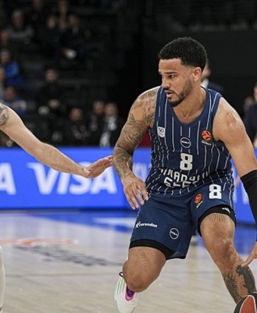 Anadolu Efes evinde ASVEL'e mağlup oldu!