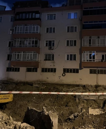 Bahçelievler'de 5 katlı bina tahliye edildi