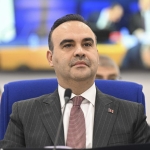 Bakan Kacır: 2 bin kilometre menzilli yerli ve milli füzelerimizi geliştiriyoruz