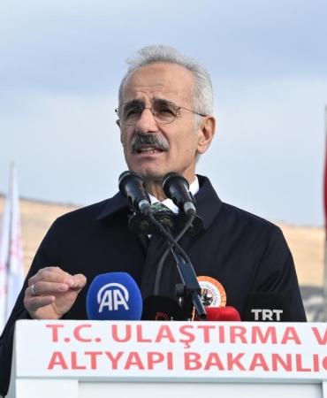 Bakan Uraloğlu: Ramazan Bayramı'nda herkesin yolunu kolaylaştırmayı amaçlıyoruz