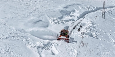 Batı'da bahar Doğu'da kış: 149 yol kapalı