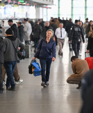 Bayram öncesi otogarlarda yoğunluk yaşanıyor