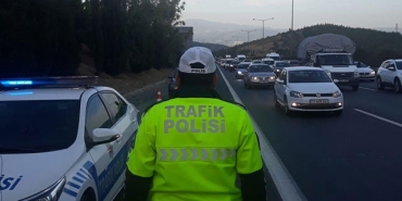 Bayram tatili nedeniyle trafik tedbirleri artırıldı