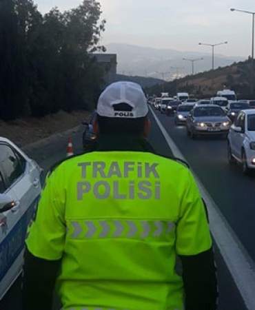 Bayram tatili nedeniyle trafik tedbirleri artırıldı