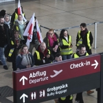 BerlinBrandenburg Havalimanı'nda grev nedeniyle 57 bin yolcu mağdur oldu