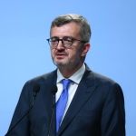 Burhanettin Duran: Savunma sanayimiz yeni bir eşiği daha geride bırakıyor