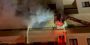 Bursa'da 5 katlı binada çıkan yangın söndürüldü