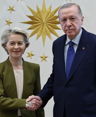 Cumhurbaşkanı Erdoğan, AB Komisyonu Başkanı ile görüştü