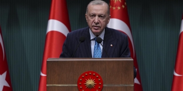 Cumhurbaşkanı Erdoğan: Hakkın, hakikatin, nerede olursa olsun insanı yaşatmanın tarafındayız