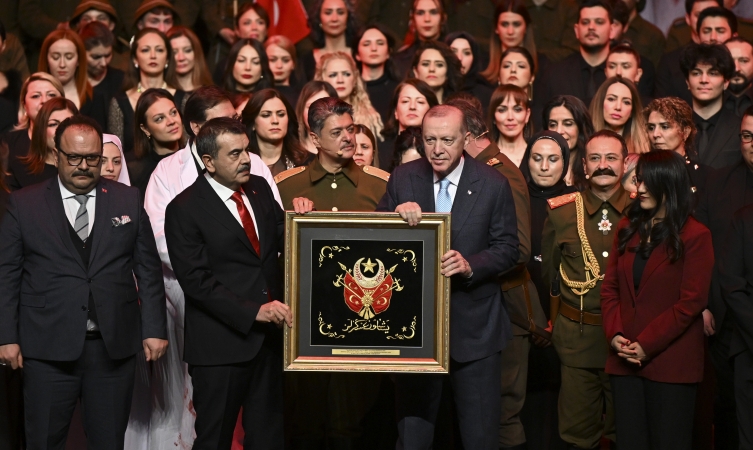 Cumhurbaşkanı Erdoğan, Şüheda 1915 Tiyatro Gösterimi'ni izledi