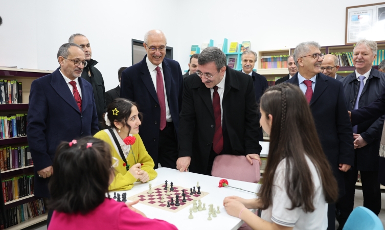 Cumhurbaşkanı Yardımcısı Yılmaz: Bütçemizde en büyük payı eğitime ayırdık