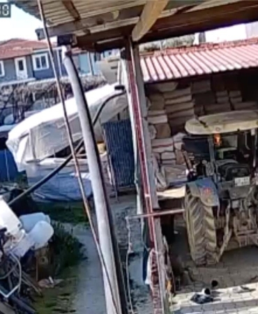 Denizli'deki deprem anı güvenlik kameralarında