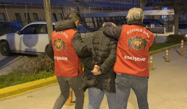 Eskişehir'de Atatürk'e hakaret eden şüpheli tutuklandı