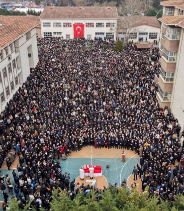 Fatma Nur öğretmen son yolculuğuna uğurlandı