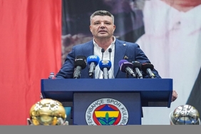 Fenerbahçe yönetiminden flaş karar! Milli futbolcu ile yollar ayrılıyor mu?