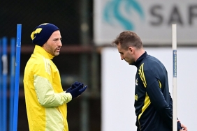 Fenerbahçe'de büyük isyan! Tedesco ve yerliler...