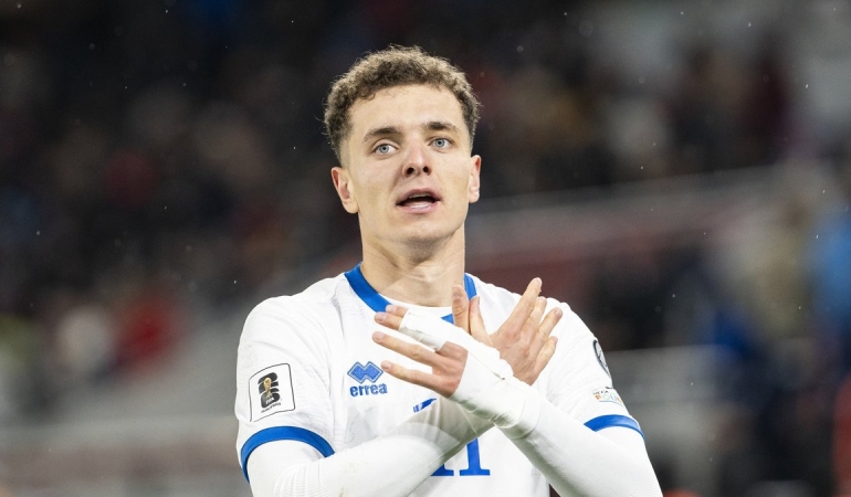 Fenerbahçe'de Fisnik Asllani gelişmesi! Menajerinden transfer açıklaması geldi