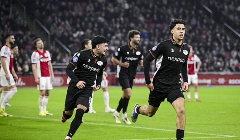 Fenerbahçe'den çifte transfer operasyonu! 2 yıldız tribünden izlendi