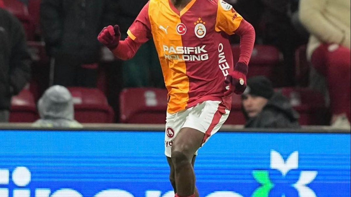 Galatasaray'da ilk ayrılık belli oldu! Büyük umutlarla gelmişti ama...