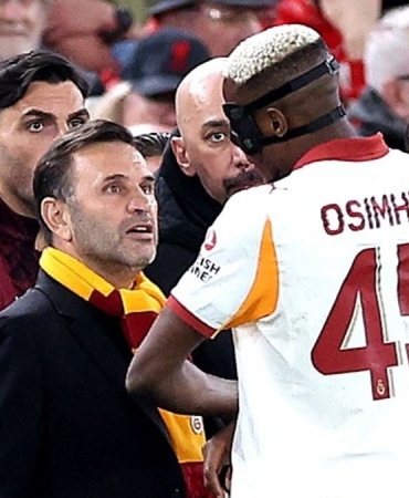 Galatasaray'da Okan Buruk'tan Osimhen ve Lang için açıklama!