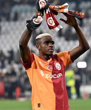 Galatasaray'da Osimhen'e tarihi teklif! İşte transferde yaşanan sıcak gelişmeler