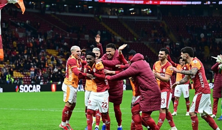 Galatasaraylı yıldızın yeni takımı duyuruldu! Premier Lig yolcusu