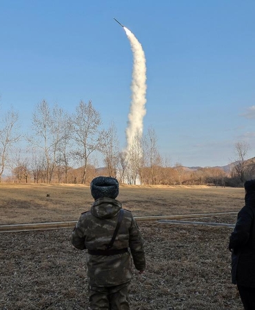 Güney Kore ve Japonya, Kuzey Kore'nin balistik füze fırlattığını bildirdi