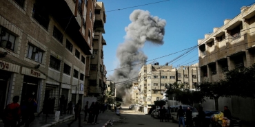 Hamas: İsrail, İran gündeminden yararlanarak Gazze'de katliamlarını tırmandırıyor