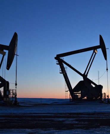 Hürmüz Boğazı'ndaki gerilim petrol piyasalarında 150 dolar senaryosu gündeme taşıdı