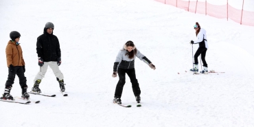 Ilgaz'da kayak sezonu sürüyor